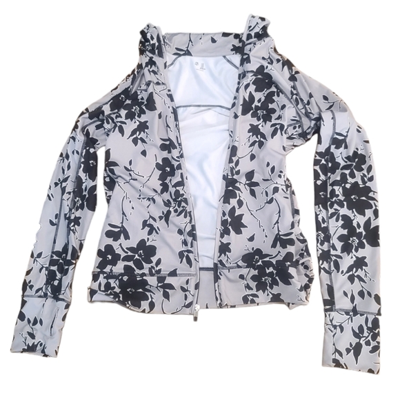 GapFit Zip up Jacket - Picture 7 of 9